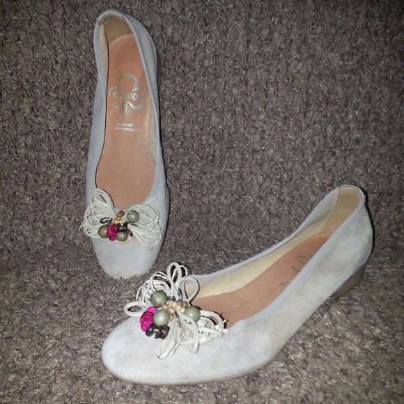 KARSTON-France-Beige Suede w/Detailing Ballet Flats-Size 37-6.5US-Excellent - Picture 1 of 7